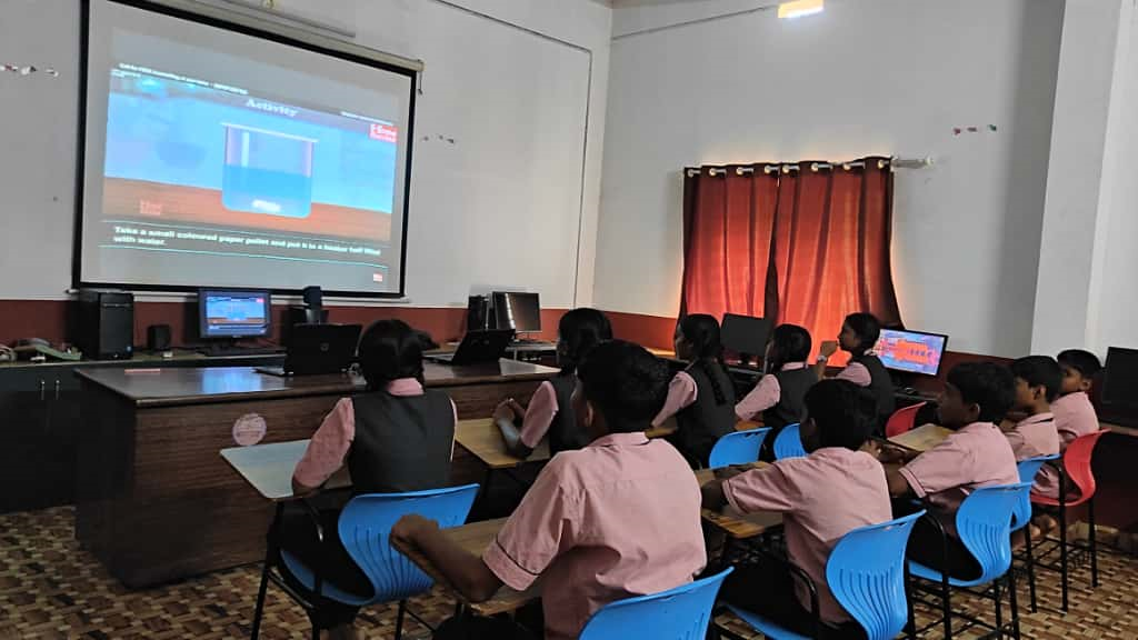 Smart Digital Classroom Audio Visual Learning
