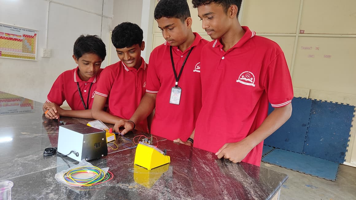 Physics Laboratory Practical Experiments